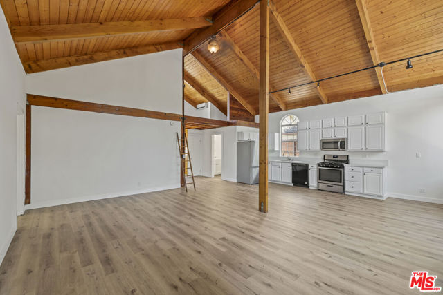 11151 Hortense Street, North Hollywood CA: https://media.crmls.org/mediaz/e3f2cda4-b0c5-467f-9860-62d5111a9f32.jpg