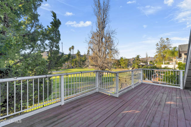 5757 Lake Lindero Drive, Agoura Hills CA: https://media.crmls.org/mediaz/e3f30c6b-f5e5-4c5c-8d3b-15be3da53581.jpg