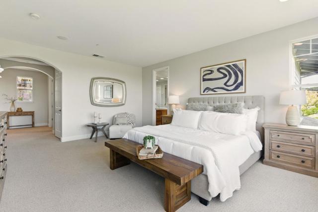 23 Pinnacle Drive, Petaluma CA: https://media.crmls.org/mediaz/e3f4f970-adeb-4814-bab5-c634ba845595.jpg