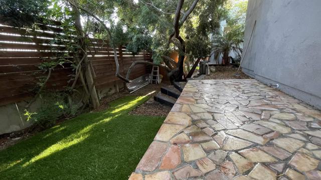 366 Palm Ave, Chula Vista CA: https://media.crmls.org/mediaz/e3f5067a-b559-45d5-8a70-2b6b2741bfbe.jpg