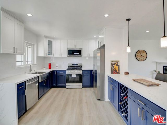 10315 Condon Avenue photo 4