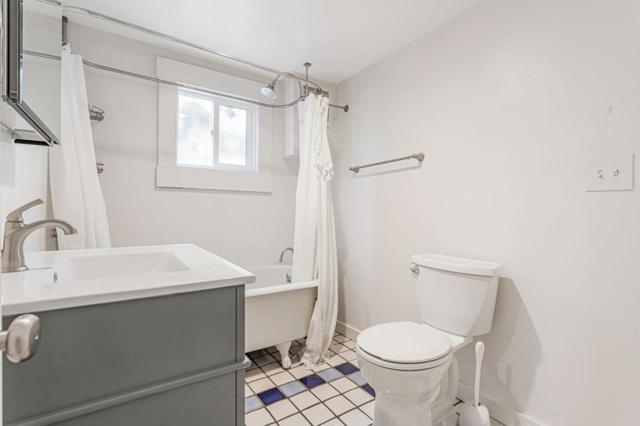 Image 19 of 39 For 216 2nd Avenue