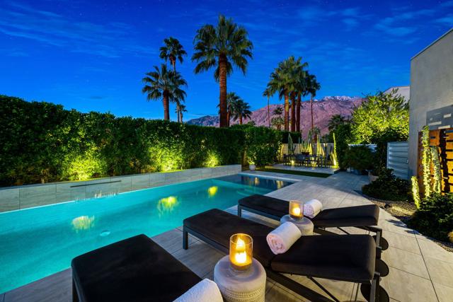 1047 Hunter Drive, Palm Springs CA: https://media.crmls.org/mediaz/e3f5bca0-fe05-43a9-aa32-e8b3ee50f549.jpg