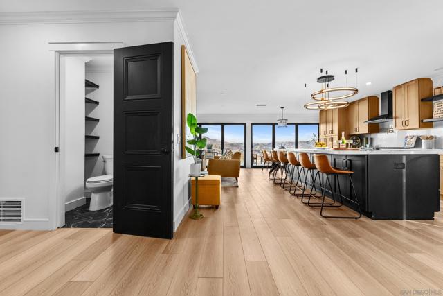 Image 3 of 46 For 4505 La Cuenta Dr
