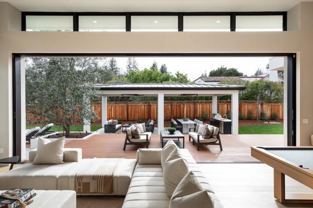 167 Almendral Avenue, Atherton CA: https://media.crmls.org/mediaz/e3f64083-bd1c-4daf-9196-09f02a20602c.jpg