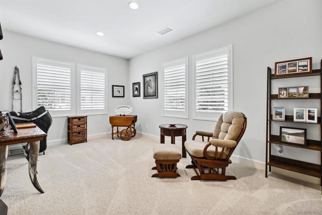 704 Merit Dr, San Marcos CA: https://media.crmls.org/mediaz/e3f6e4dd-9654-42f4-bf60-c99980a78955.jpg