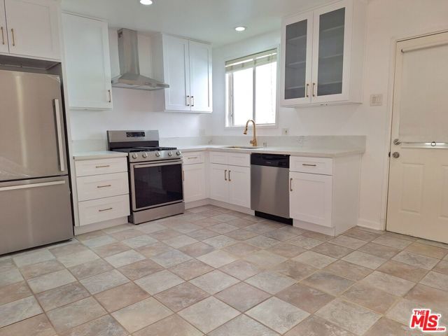 3610 Beethoven Street, Los Angeles CA: https://media.crmls.org/mediaz/e3f747d3-0203-41d1-bc66-3bb1e1d980da.jpg