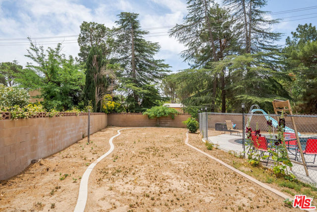 43818 Halcom Avenue, Lancaster CA: https://media.crmls.org/mediaz/e3f9a8fb-3cd3-43de-944c-9c5e78bb7cfe.jpg