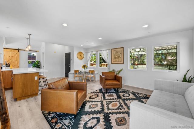 4865 39th Street, San Diego CA: https://media.crmls.org/mediaz/e3f9b7ca-aa64-44f9-9ebe-447c460e3b80.jpg