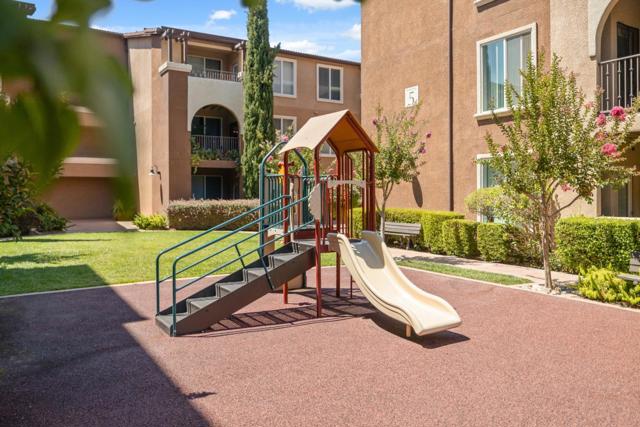 801 S Winchester Boulevard, San Jose CA: https://media.crmls.org/mediaz/e3f9ef37-7563-4f79-abbd-3f5f5f62c71c.jpg