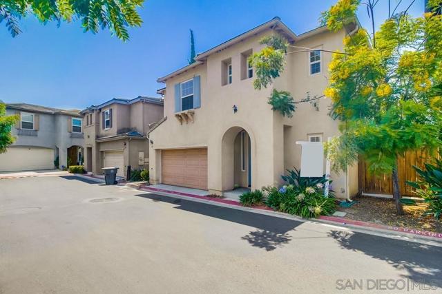2305 Wisteria Way, National City CA: https://media.crmls.org/mediaz/e3fa4a86-443e-4184-82fa-f63225f885bb.jpg