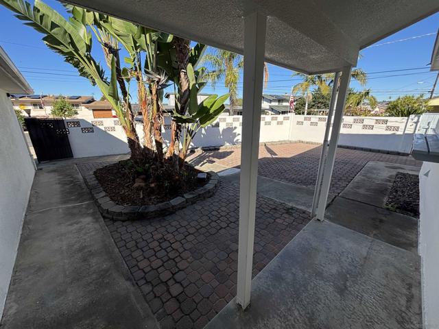 6369 Clara Lee Ave, San Diego CA: https://media.crmls.org/mediaz/e3fb7a52-cf4b-4c10-a155-7ad78e3851da.jpg