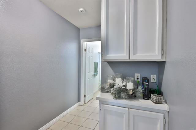 Detail Gallery Image 10 of 21 For 1604 Presioca Street #16, Spring Valley,  CA 91977 - 2 Beds | 1/1 Baths