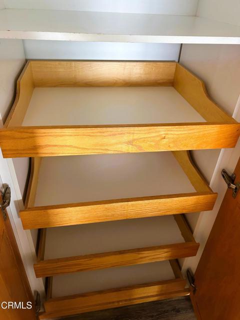 Detail Gallery Image 13 of 25 For 2346 Sunset Dr, Ventura,  CA 93001 - 3 Beds | 2 Baths