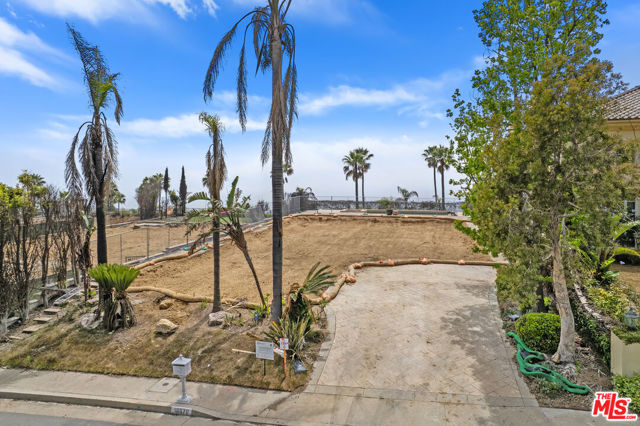 16670 Via Pacifica photo 3