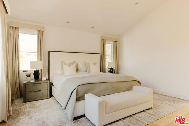 Image 13 of 41 For 408 Westbourne Drive