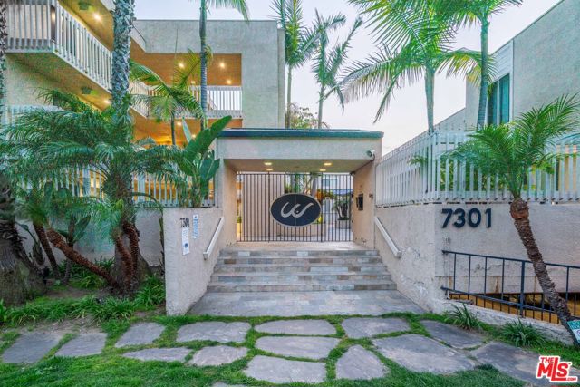 7301 Vista Del Mar, Playa del Rey CA: https://media.crmls.org/mediaz/e3fd642a-aa9d-4110-ba29-1195ce3e6fb8.jpg