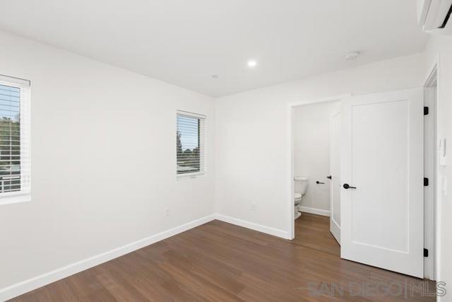 721 27 E 22nd St, National City CA: https://media.crmls.org/mediaz/e3fd8a47-7b63-4981-8d6c-cf01d832d4de.jpg