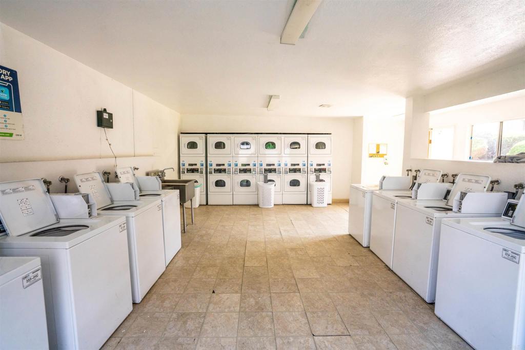 432 Edgehill Lane - photo 9