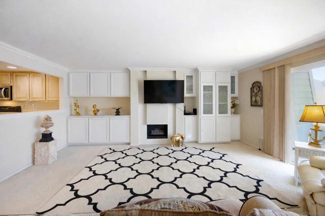 22 Montego Ct, Coronado CA: https://media.crmls.org/mediaz/e3fe38a9-42c3-401b-84e5-85e0d270fbd8.jpg