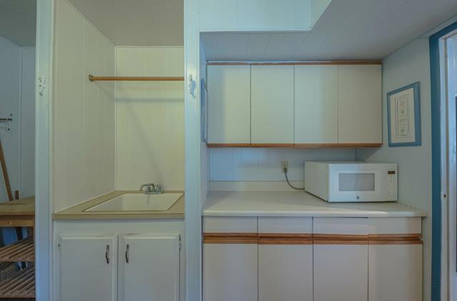 Image 23 of 39 For 17581 Pond-derosa