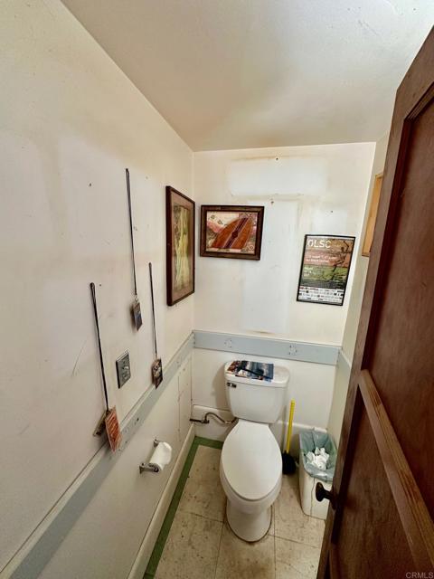 Detail Gallery Image 30 of 55 For 880 Crest View Rd, Vista,  CA 92081 - 4 Beds | 2/2 Baths