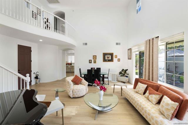 550 Echo Lane, San Marcos CA: https://media.crmls.org/mediaz/e3ff712e-9ae3-450d-aa2b-99deb8870865.jpg