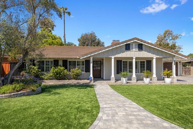 17268 Bernardo Oaks Dr, San Diego CA: https://media.crmls.org/mediaz/e3ff791f-dfb2-4681-ae65-054aeecf8e01.jpg