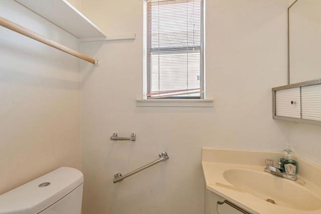 2643 Garfield Street, San Mateo CA: https://media.crmls.org/mediaz/e401783b-dfda-469a-b76a-ce54e13c0923.jpg