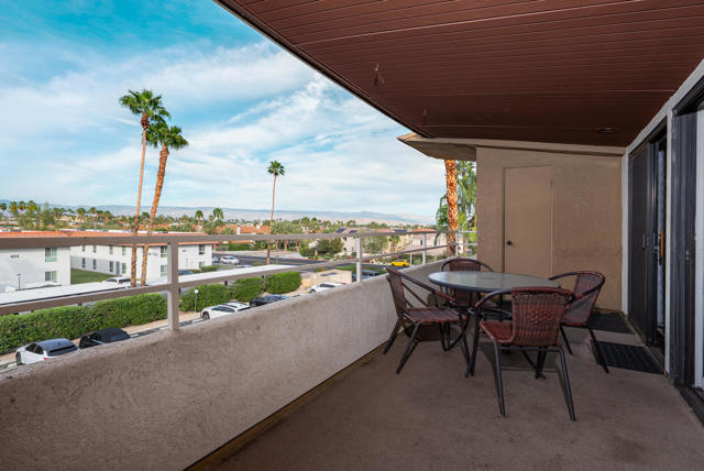 Image 7 of 13 For 471 Calle El Segundo C13