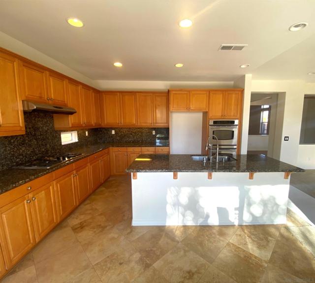 5517 Rabbit Ridge Road, San Diego CA: https://media.crmls.org/mediaz/e403d1f0-60d6-4107-a856-322201653bf6.jpg