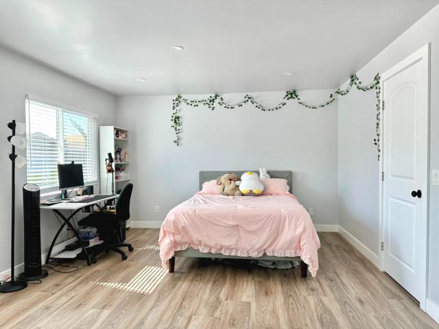 383 Chateau La Salle Drive, San Jose CA: https://media.crmls.org/mediaz/e4047f9d-a934-471e-9692-6756f74d8397.jpg