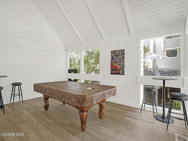1206 S Westlake Boulevard, Westlake Village CA: https://media.crmls.org/mediaz/e40533e8-cd2f-4cca-9a43-c4886cf97591.jpg