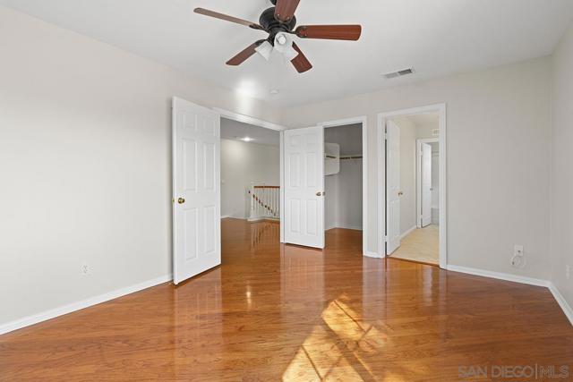 987 Palencia Ct, Chula Vista CA: https://media.crmls.org/mediaz/e405341b-25d7-431e-b450-b87e4513d4c4.jpg