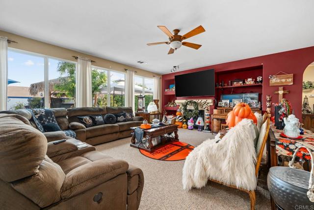 Detail Gallery Image 7 of 39 For 1489 Bottlebrush Ct, Beaumont,  CA 92223 - 4 Beds | 2 Baths