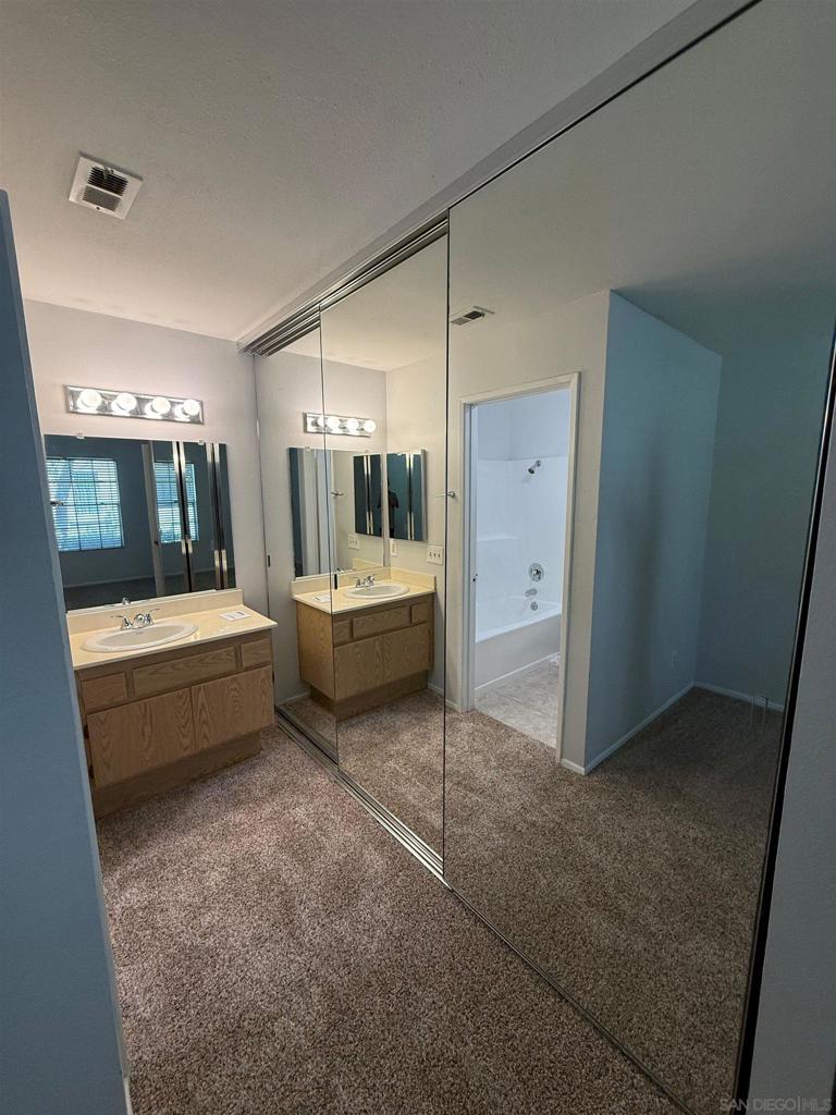 10369 Azuaga St - photo 13