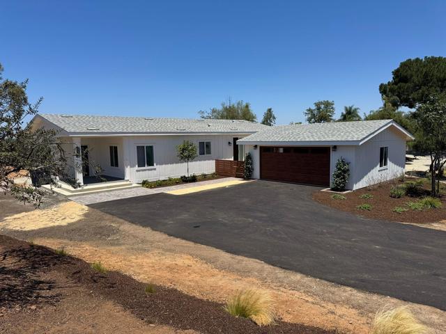 28676 Mountain Lilac Road, Escondido CA: https://media.crmls.org/mediaz/e406243a-1246-4acc-9de0-0725dade0d6d.jpg