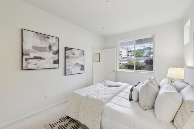 158 Oak Avenue, South San Francisco CA: https://media.crmls.org/mediaz/e406ca6d-d084-41ce-b2cd-004078856934.jpg
