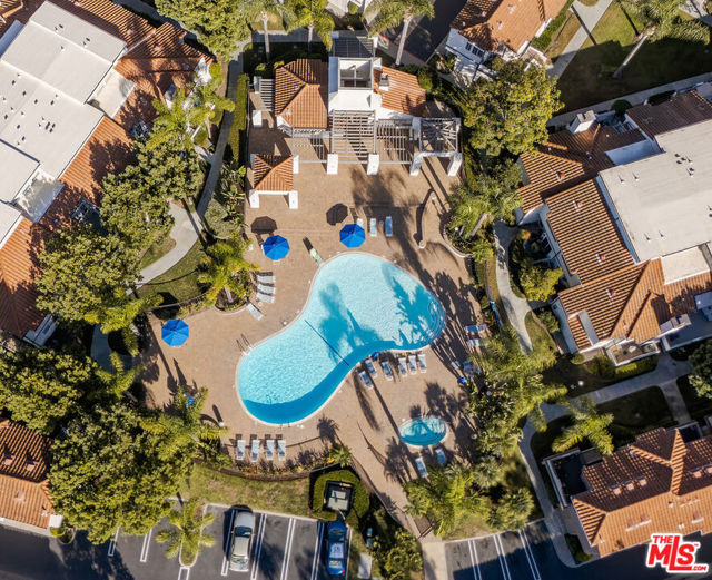 24470 Kathleen Drive, Laguna Niguel CA: https://media.crmls.org/mediaz/e4070479-fff4-41c9-bb05-0621facd0f4c.jpg