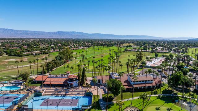 133 Torremolinos Drive, Rancho Mirage CA: https://media.crmls.org/mediaz/e4079d7b-3ceb-4a61-9763-988b64a192fd.jpg