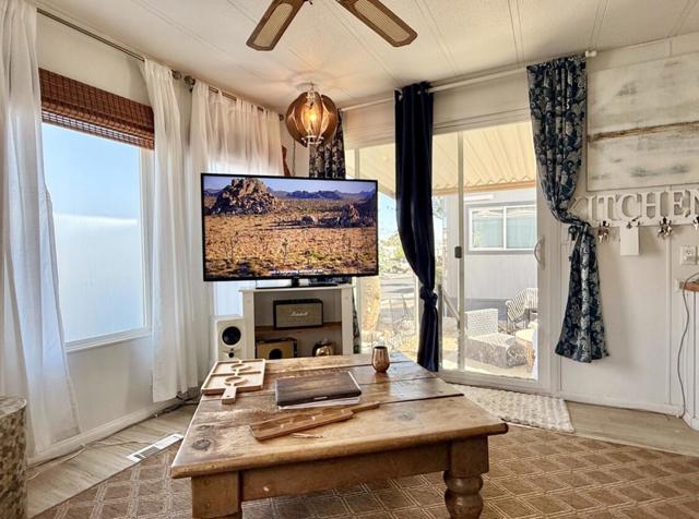 Image 7 of 41 For 74711 Dillon Rd Spc 1013