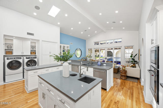 Detail Gallery Image 7 of 29 For 2044 Monterey Rd, South Pasadena,  CA 91030 - 4 Beds | 3 Baths