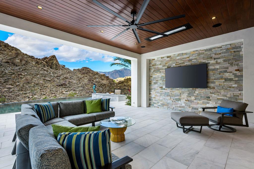 MLS #219138802DA image #27