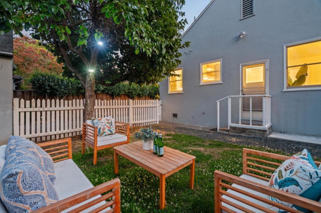 1221 Middlefield Road, Palo Alto CA: https://media.crmls.org/mediaz/e409723c-1ec8-4798-9e7a-4eec7b5ed74c.jpg