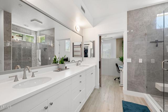 Detail Gallery Image 10 of 40 For 13124 Central Ave #201,  Hawthorne,  CA 90250 - 0 Beds | 1 Baths
