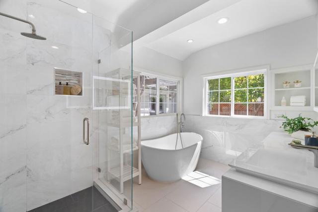 1730 Guinda Street, Palo Alto CA: https://media.crmls.org/mediaz/e40aee07-122e-401a-aab3-bae668ea6c88.jpg