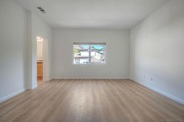 29711 Williams Valley Ct, Escondido CA: https://media.crmls.org/mediaz/e40b64c2-1721-440a-bf0b-0be54c9dd8a7.jpg