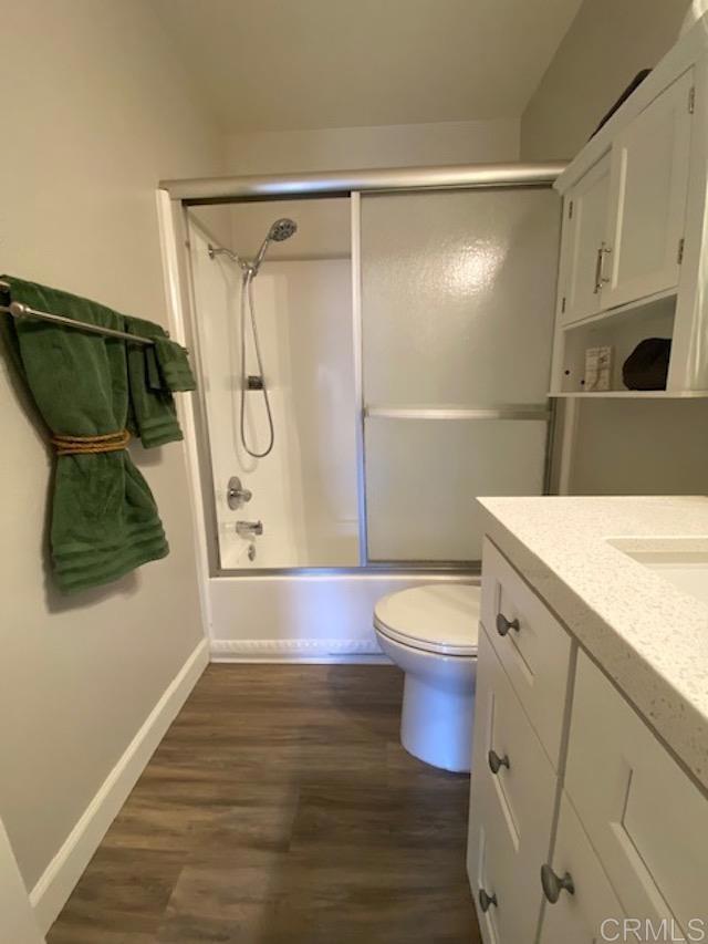 2330 Hosp Way, Carlsbad CA: https://media.crmls.org/mediaz/e40c9534-f6b4-4d84-8807-5edda85ce3c5.jpg