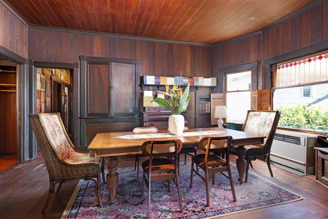 21130 E Cliff Drive, Santa Cruz CA: https://media.crmls.org/mediaz/e40e545a-416b-422d-9fdf-6cd8f9a644d8.jpg