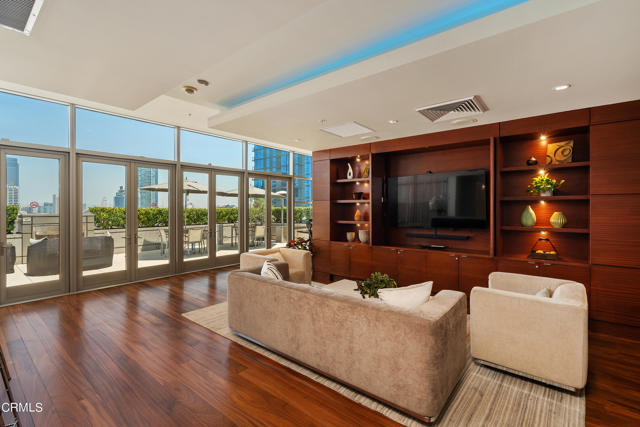 Detail Gallery Image 31 of 37 For 1155 S Grand Ave #914,  Los Angeles,  CA 90015 - 1 Beds | 1 Baths